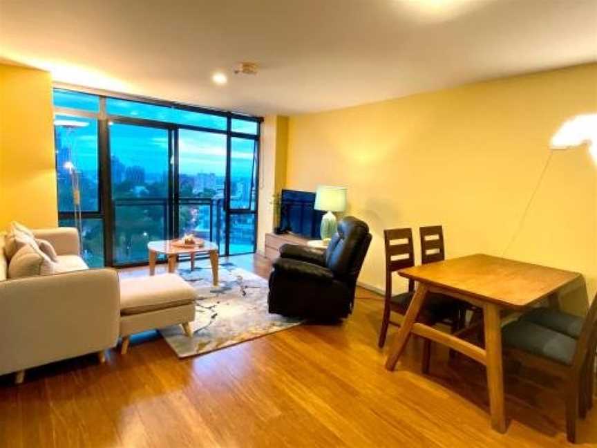 JHT2 BRM, Carpark, CBD, Next to Uni, Netflix, Eden Terrace, New Zealand