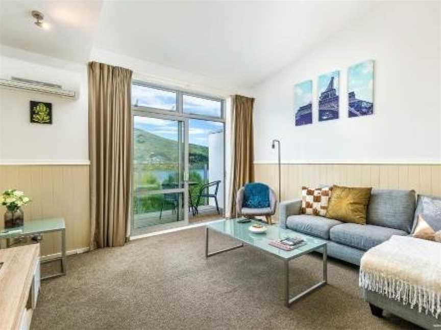 Lake View Greenstone Apartment Two, Argyle Hill, New Zealand