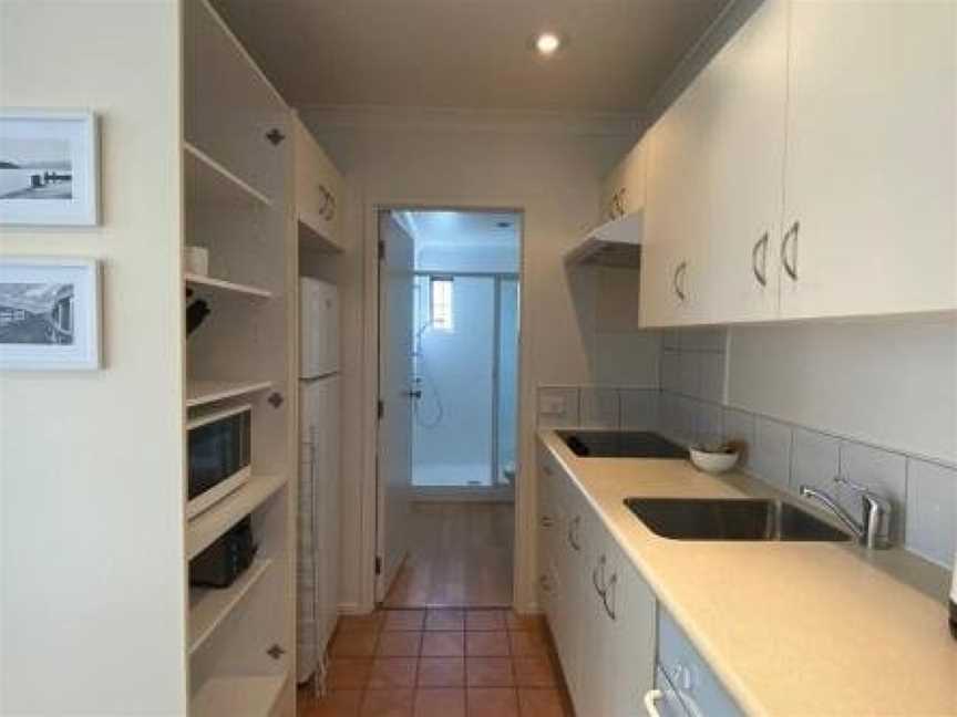 Lovely Parnell Apartment with Carpark, Eden Terrace, New Zealand