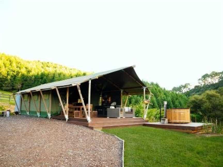 Luxurious Moroccan Glamping Tent with Outdoor Hot Tub, Greerton, New Zealand