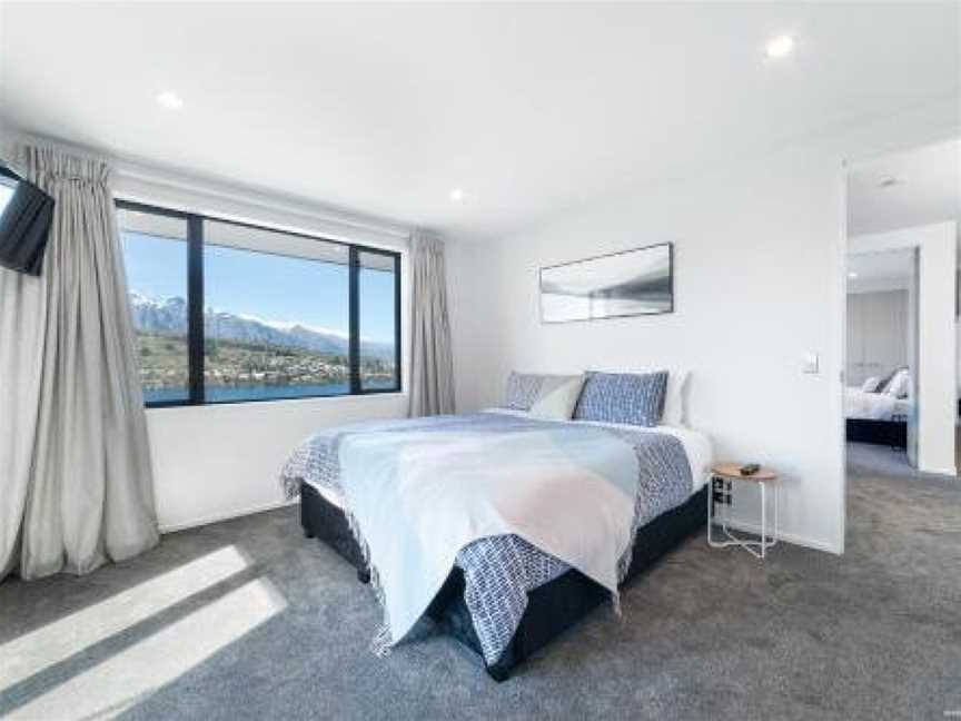 Luxury Retreat - 5 on The Hill Queenstown, Argyle Hill, New Zealand