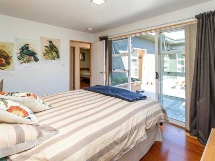 Kiwiana Comfort - Te Anau Holiday Home, Te Anau, New Zealand