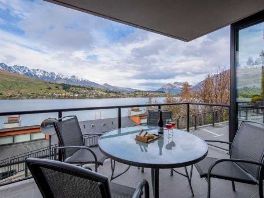 Private Apartment at The Shores  Construction in complex Obstructing View, Argyle Hill, New Zealand