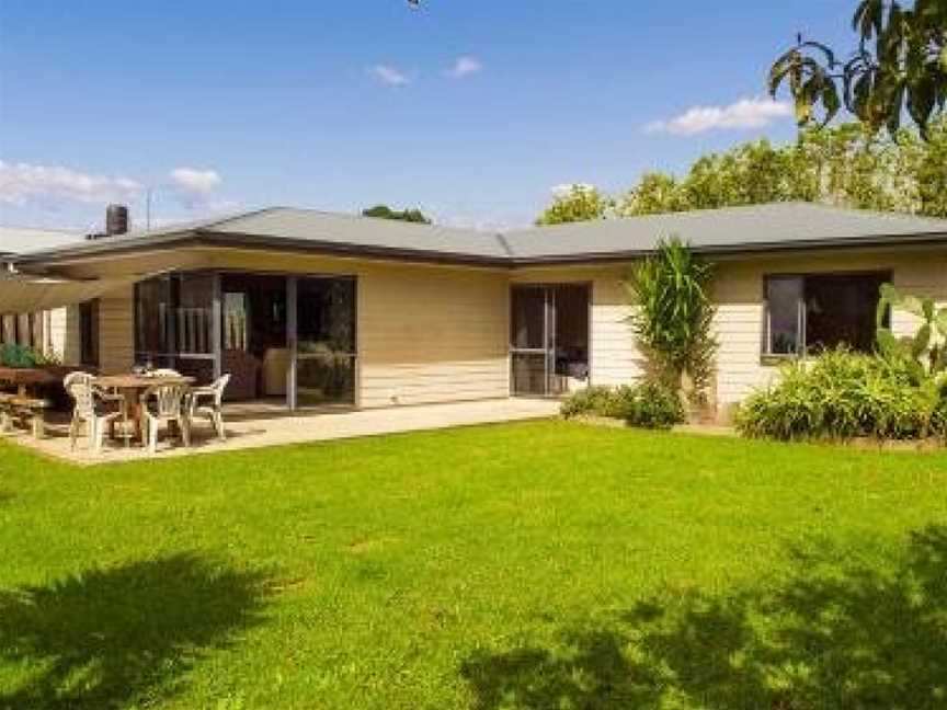 Peaceful Poplar - Whitianga Holiday Home, Whitianga, New Zealand