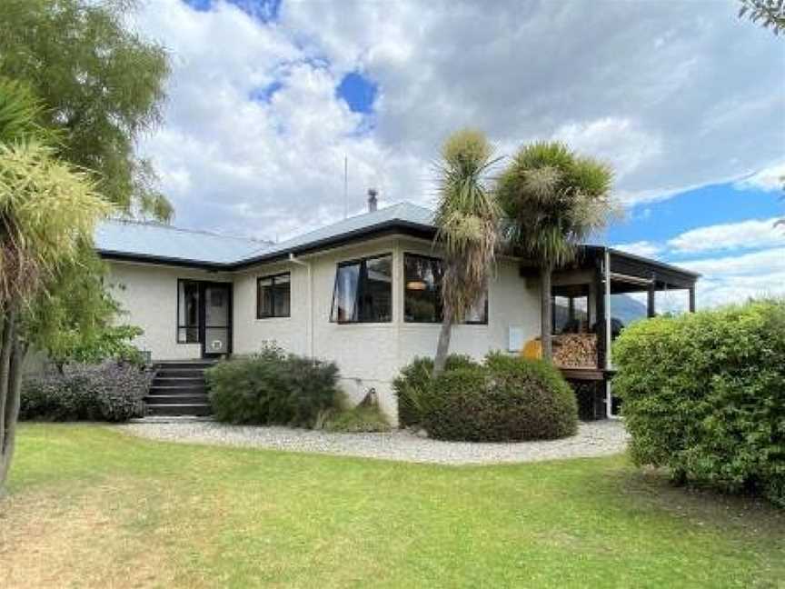 Rose Garden Cottage in Central Wanaka, Wanaka, New Zealand