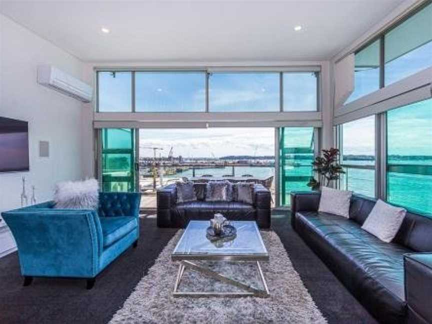 Princes Wharf - Spectacular Harbour View Penthouse, Eden Terrace, New Zealand