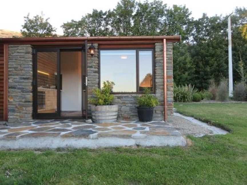 Quiet studio in Paradise, Wanaka, New Zealand