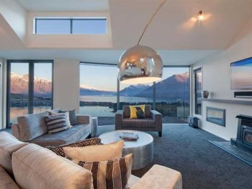 Remarkables Residence - Spectacular Views, Argyle Hill, New Zealand