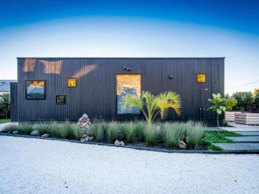 Sumner Black Hut, Lyttelton, New Zealand