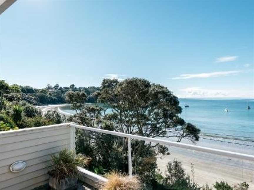 The Beach House - Oneroa Beach, Waiheke Island (Suburb), New Zealand