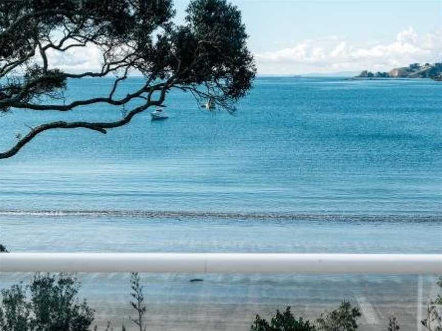 The Beach House - Oneroa Beach, Waiheke Island (Suburb), New Zealand