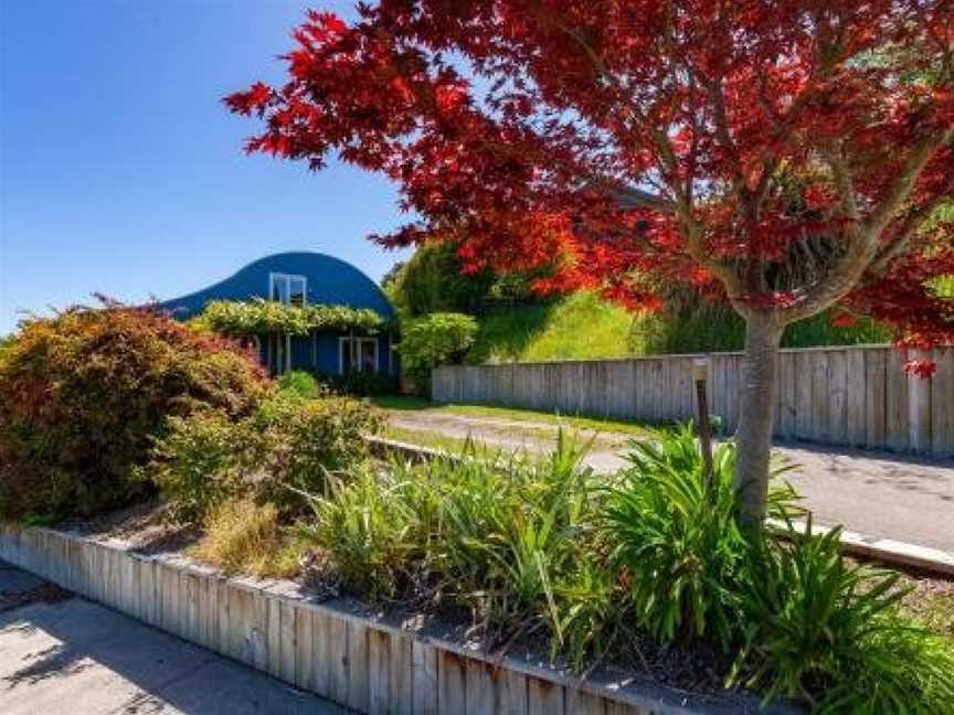 The Blue Barn - Taupo Holiday Home, Taupo, New Zealand