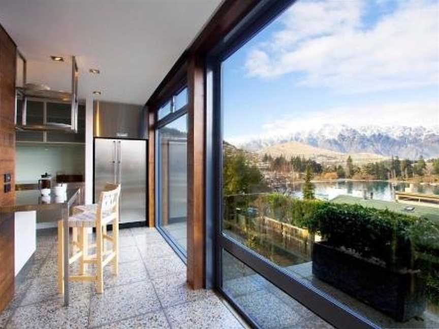 Forty Two by Amazing Accom, Argyle Hill, New Zealand