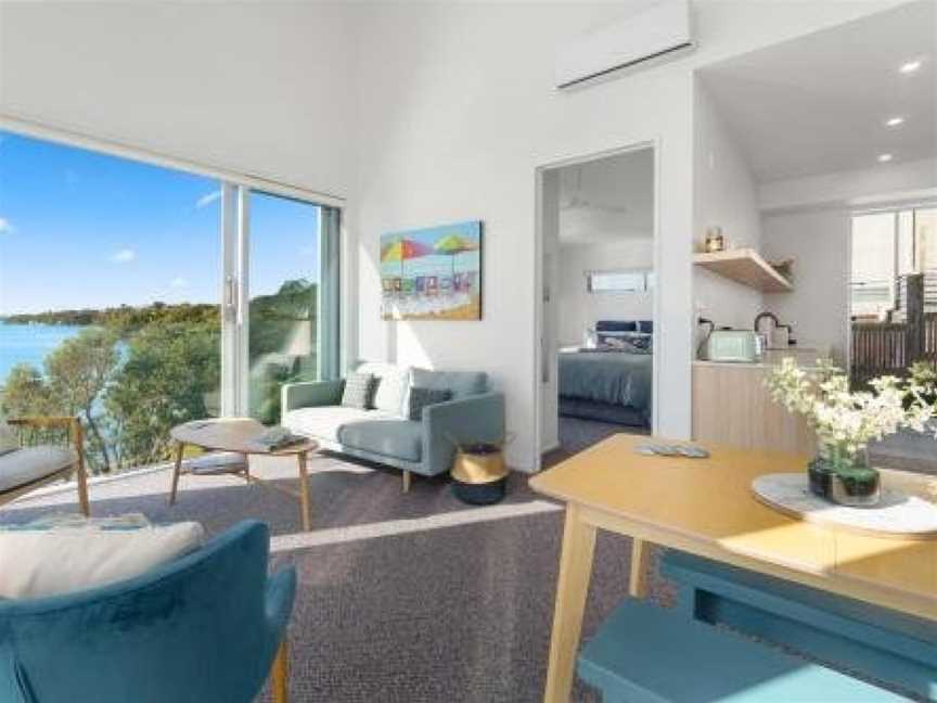 Harbour View - Westmere Holiday Apartment, Eden Terrace, New Zealand