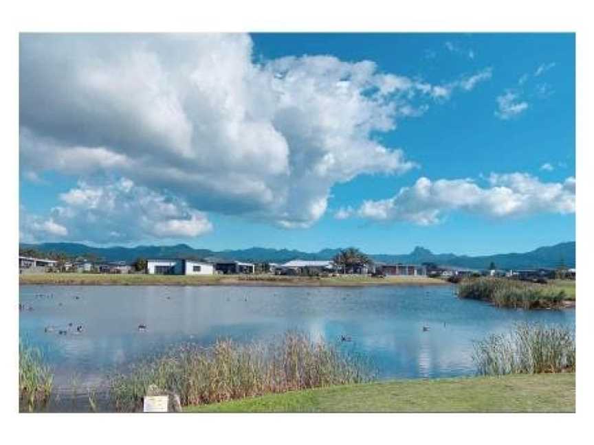 Matarangi Lakeside Gem - Golfers Dream!, Matarangi, New Zealand