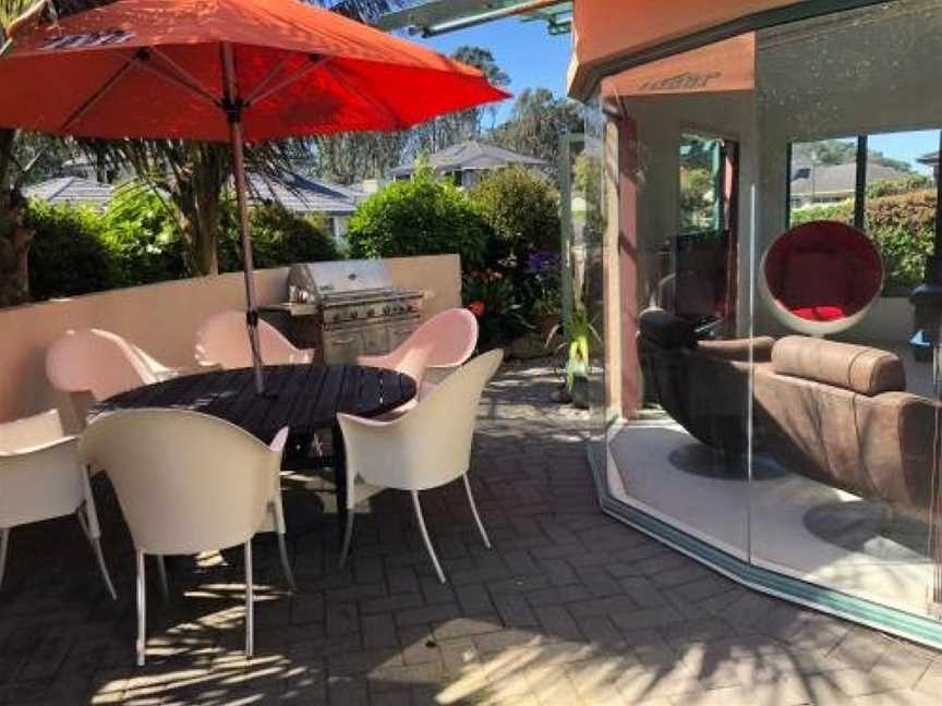 Luxury Home Next to Ocean and Walkway, Ferndale, New Zealand