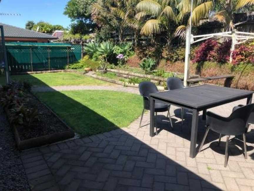 Luxury Home Next to Ocean and Walkway, Ferndale, New Zealand