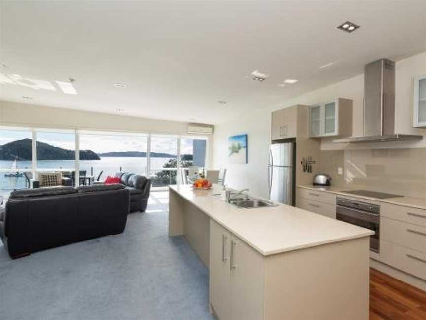 Sail Away - Waterfront Paihia Holiday Apartment, Paihia, New Zealand