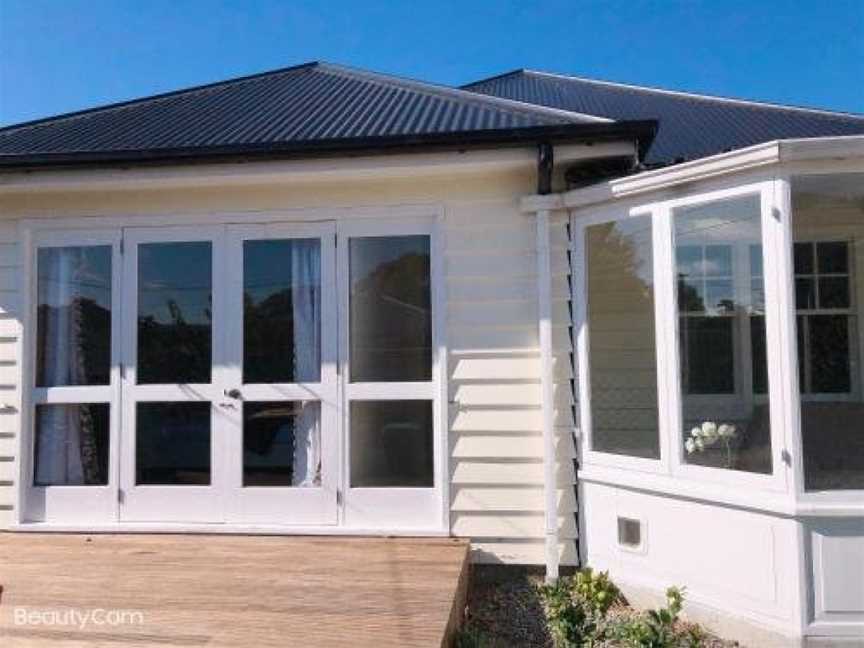 Papanui road holiday home, Christchurch (Suburb), New Zealand