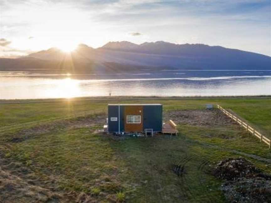 Tiny Piece of Paradise - Te Anau Tiny House, Te Anau, New Zealand