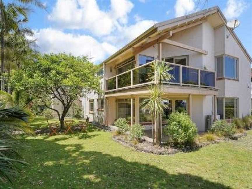 Spacious Beachside Living in Kohi - WiFi - Parking, Eden Terrace, New Zealand