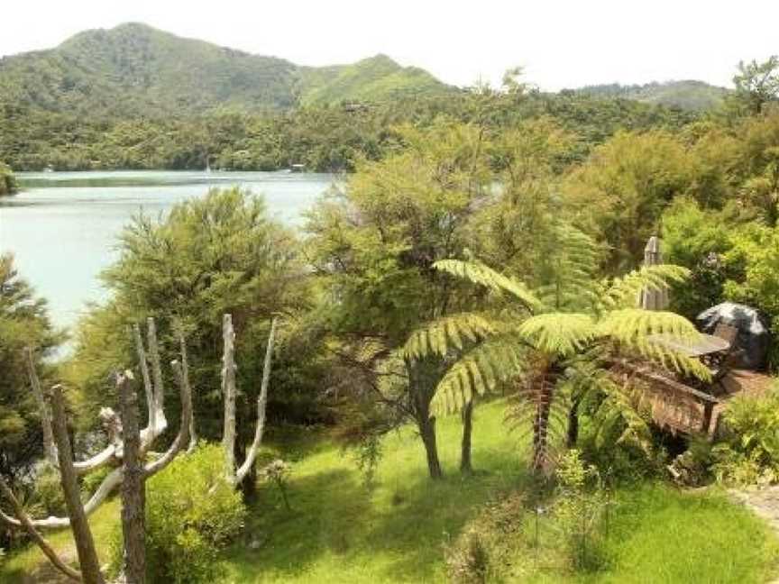 Waterfall Bay Retreat, Picton, New Zealand