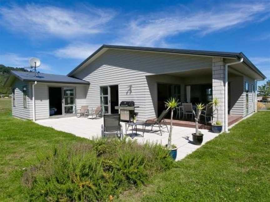 Casa Bella - Kinloch Holiday Home, Oruanui, New Zealand