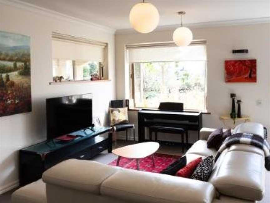 Riverside Apartment, Nelson, New Zealand