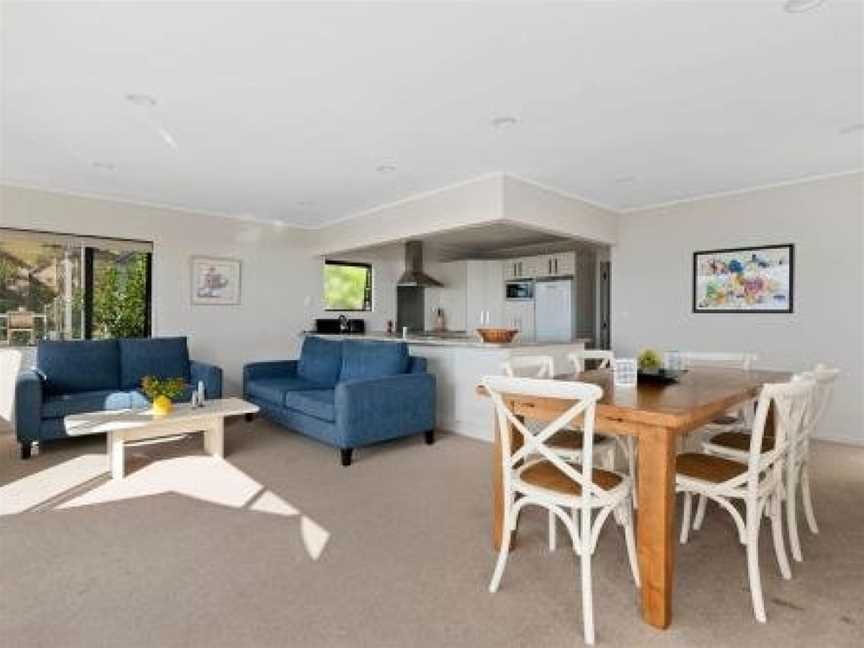 Spectacular Woolleys Bay - Matapouri Holiday Home, Tutukaka, New Zealand