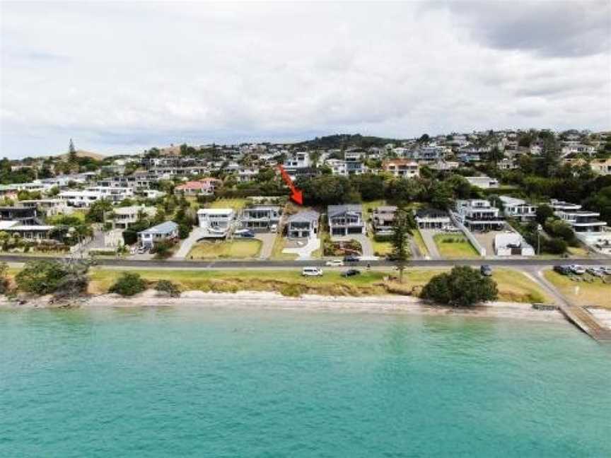 Soleil on Omana - Omana Beach Holiday Home, Omiha, New Zealand