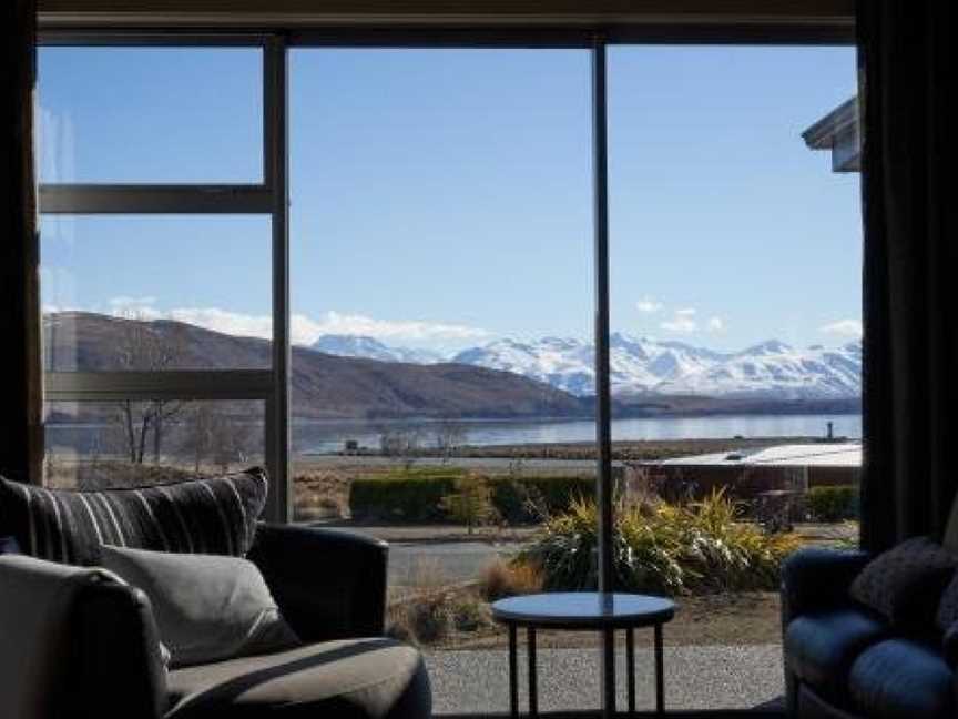 Lake Watch, Lake Tekapo, New Zealand