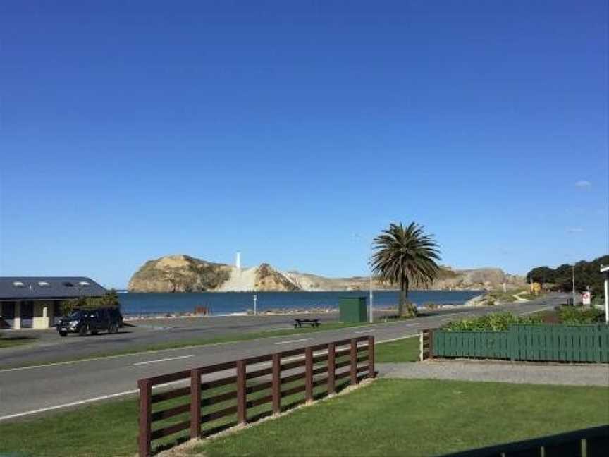 Castlepoint Holiday Park & Motels, Tinui, New Zealand