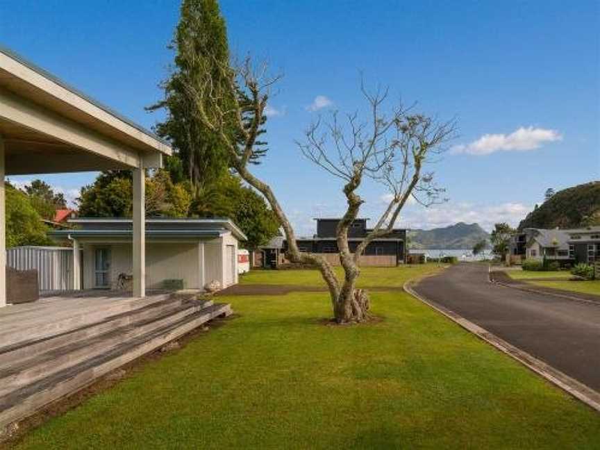 Paradise in Flaxmill Bay - Flaxmill Bay Holiday Home, Whitianga, New Zealand