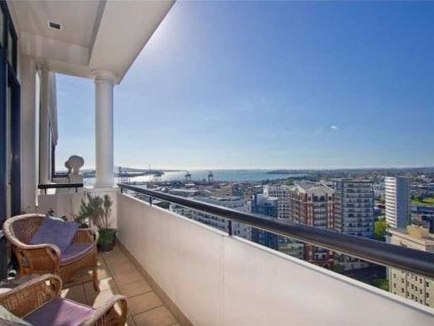 QV Penthouse Apartment in the Connaught - 987, Eden Terrace, New Zealand