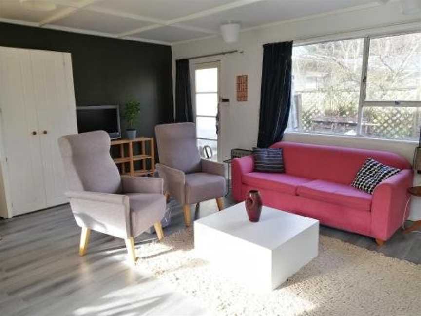 Self contained guest house, Upper Hutt (Suburb), New Zealand