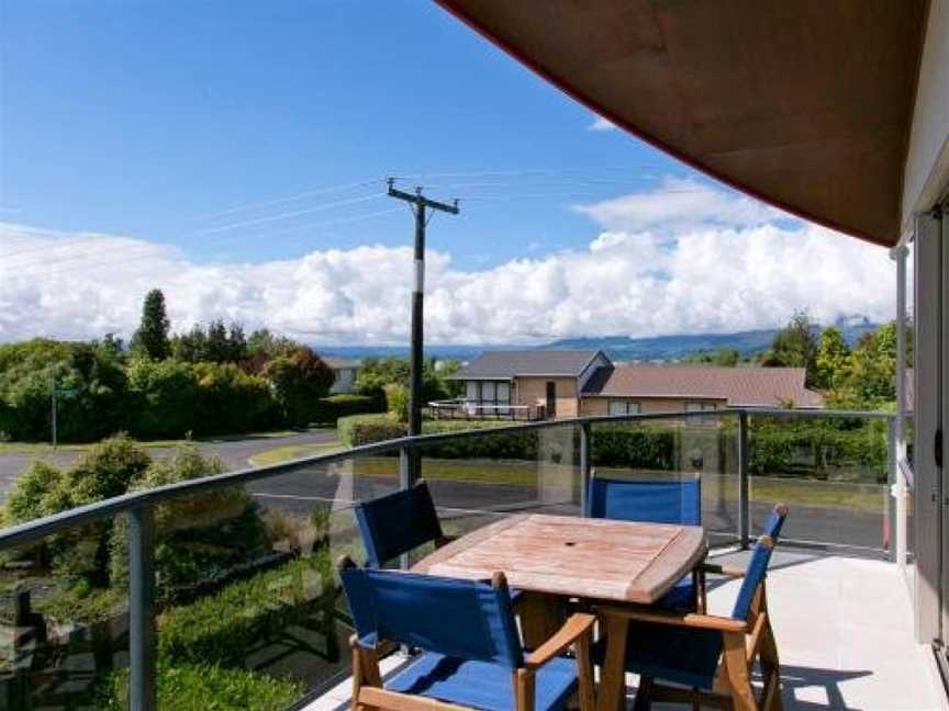 Tawiri Treasure - Kuratau Holiday Home, Turangi, New Zealand