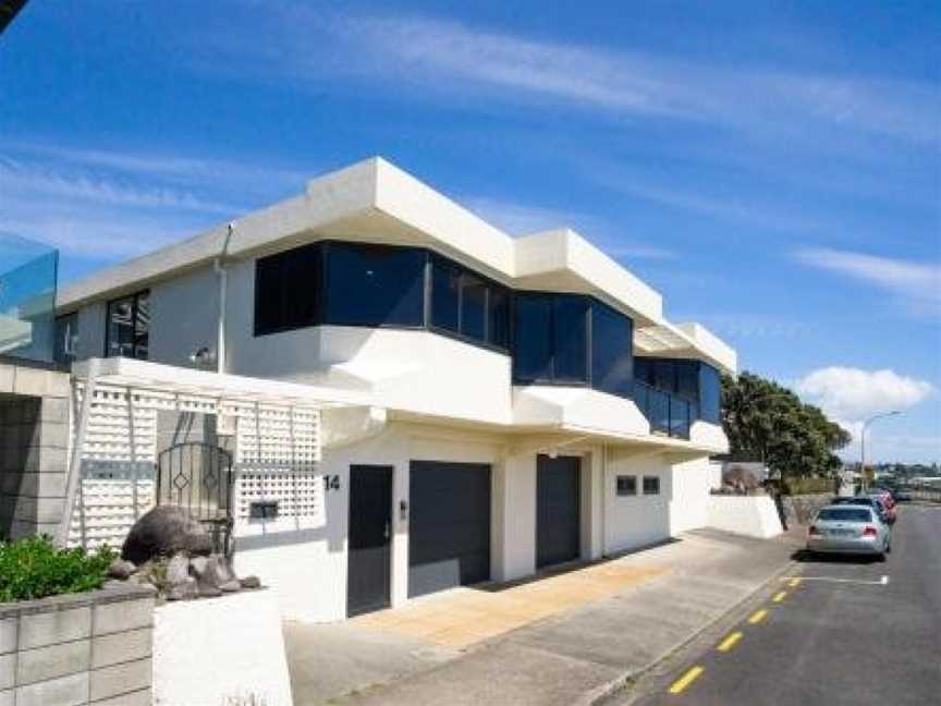 WATERFRONT ON WOOLCOMBE, Ferndale, New Zealand