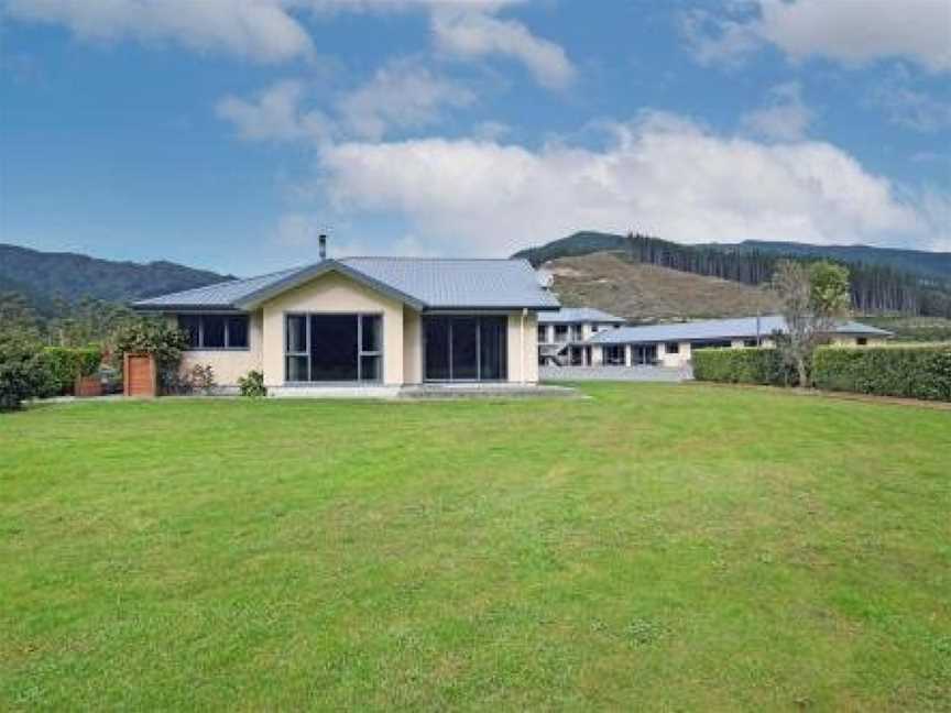 The Bunkhouse - Marlborough Sounds Holiday Accommodation, New Zealand