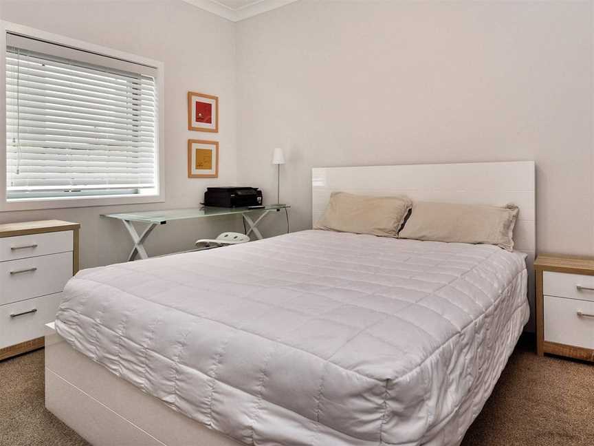 Auckland City Center Furnished Apartment, Eden Terrace, New Zealand