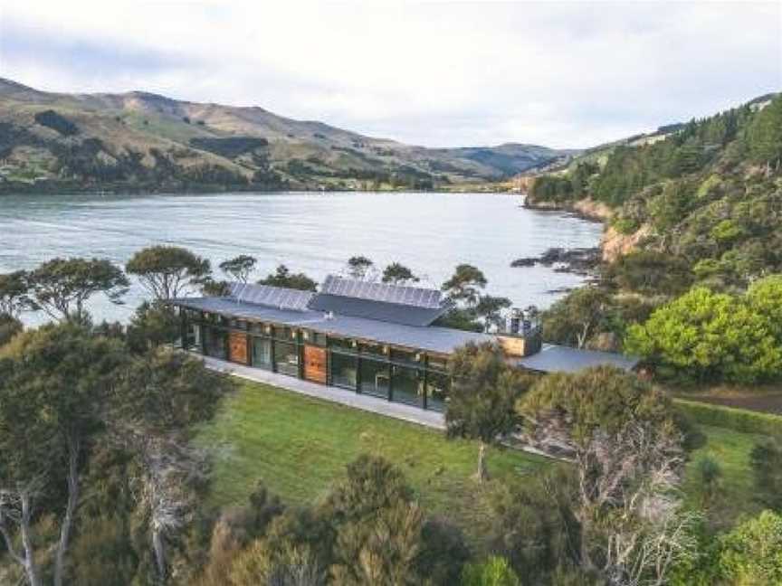 The Point - Pigeon Bay Accommodation, Akaroa, New Zealand