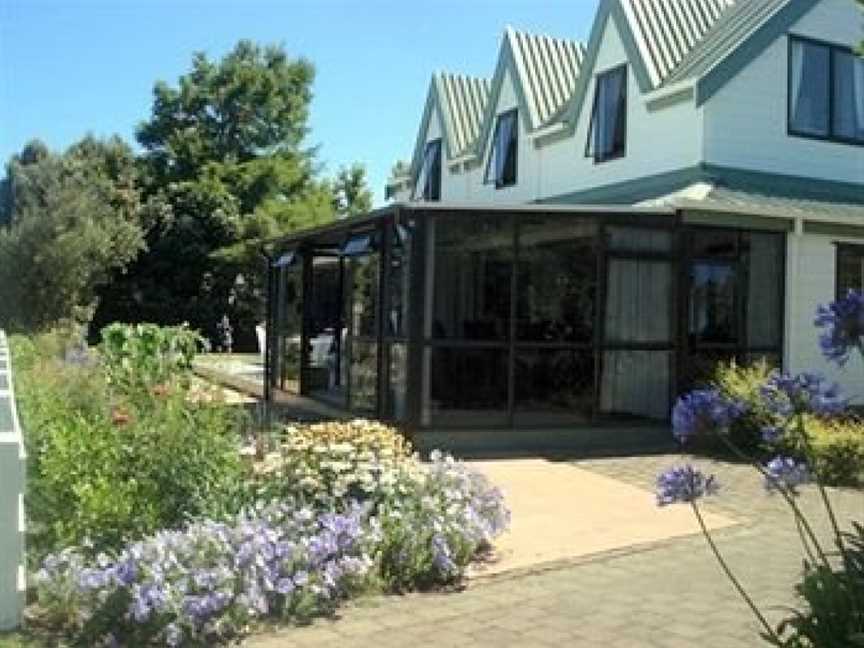 Rising Trout B&B, Mourea, New Zealand