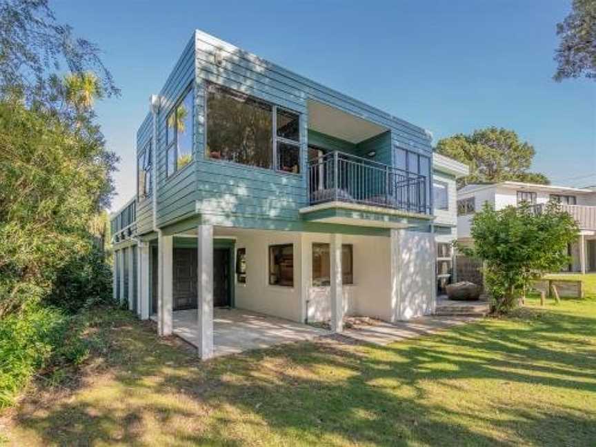 Patuwai Paradise - Whangamata Holiday Home, Whangamata, New Zealand