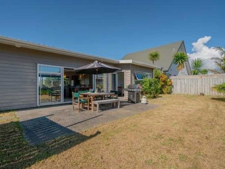 The Fairway - Matarangi Holiday Home, Matarangi, New Zealand