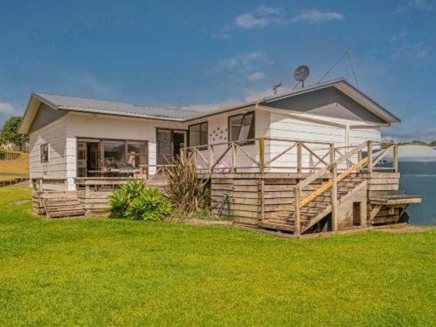 Key to Whangapoua - Whangapoua Holiday Home, Matarangi, New Zealand