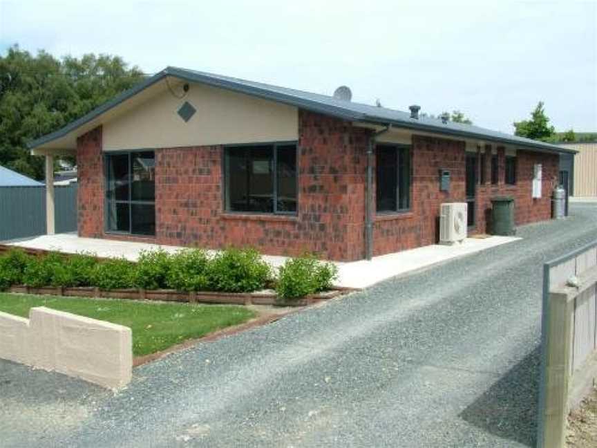 Lawrence Townhouse Accommodation 18A, Millers Flat, New Zealand