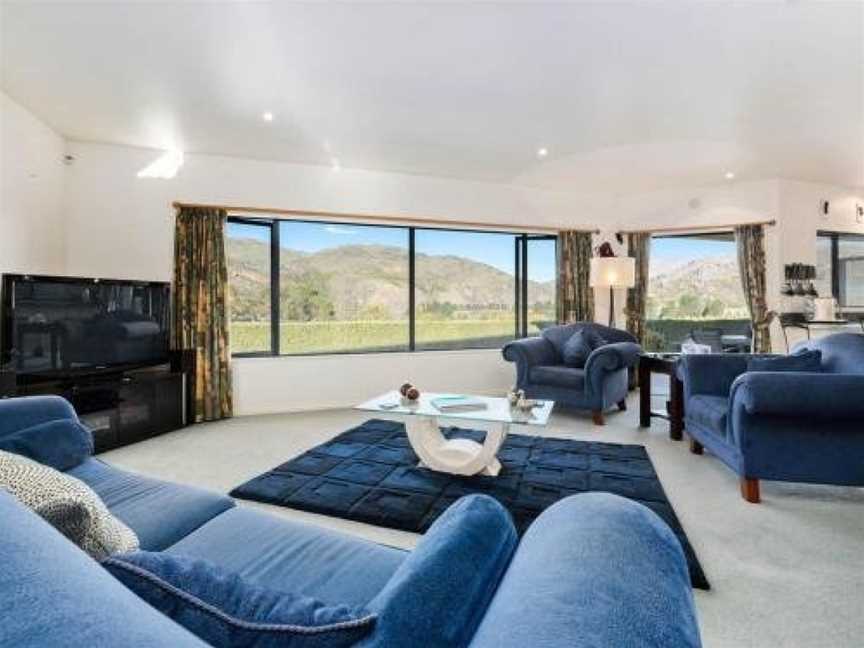 Kawarau Bay View - Cromwell Holiday Home, Cromwell, New Zealand