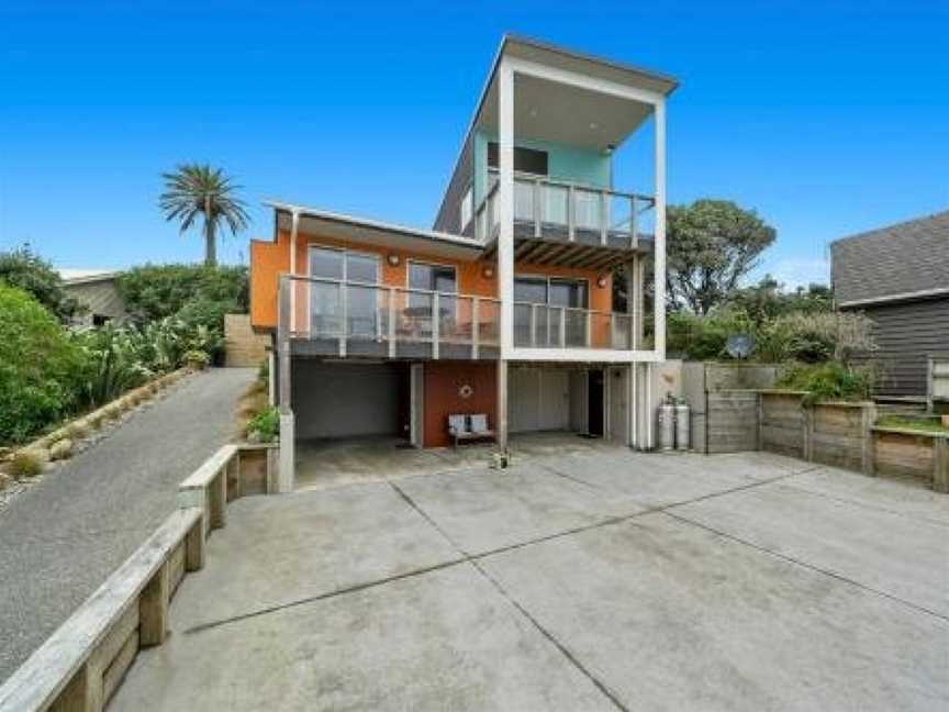 Rippling Waves Lookout - Raumati South Holiday Home, Paraparaumu, New Zealand