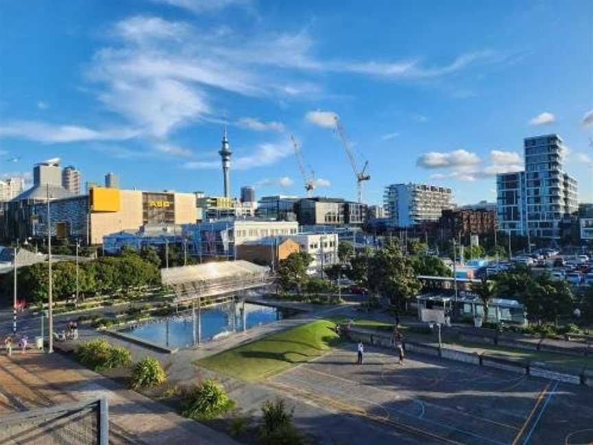 Wonderful Wynyard Quarter studio, Eden Terrace, New Zealand