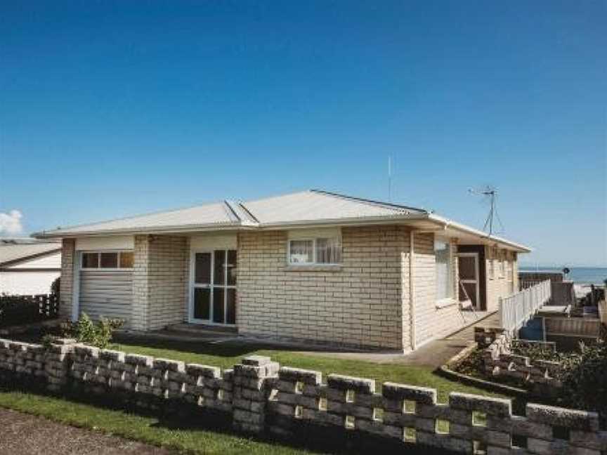 Beach House on Hamblyn, Ferndale, New Zealand