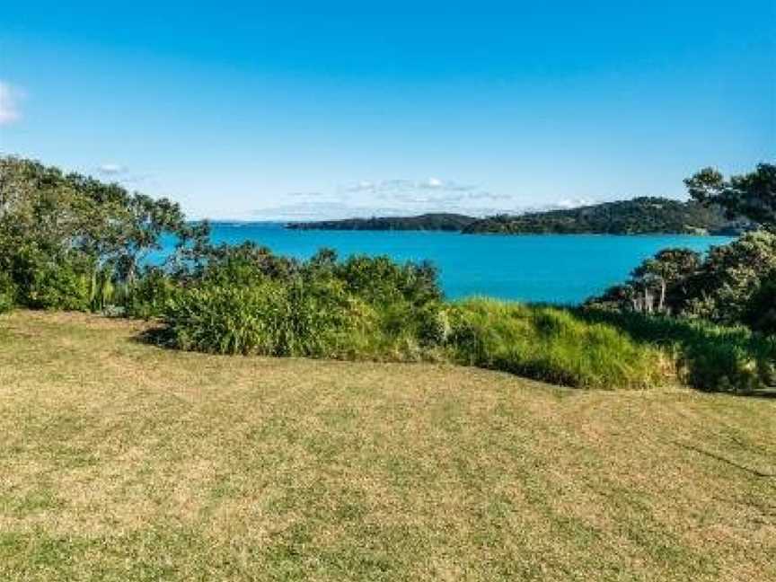 Tui Point, Waiheke Island (Suburb), New Zealand